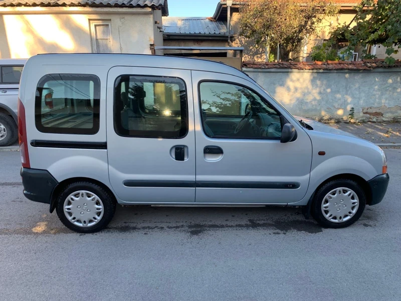 Renault Kangoo 1.4 Benzin Automatik Clima, снимка 4 - Автомобили и джипове - 47708070