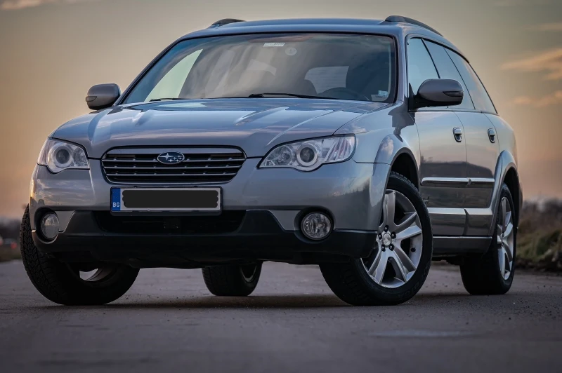 Subaru Outback 2.5 Автомат Газ, снимка 2 - Автомобили и джипове - 48372774