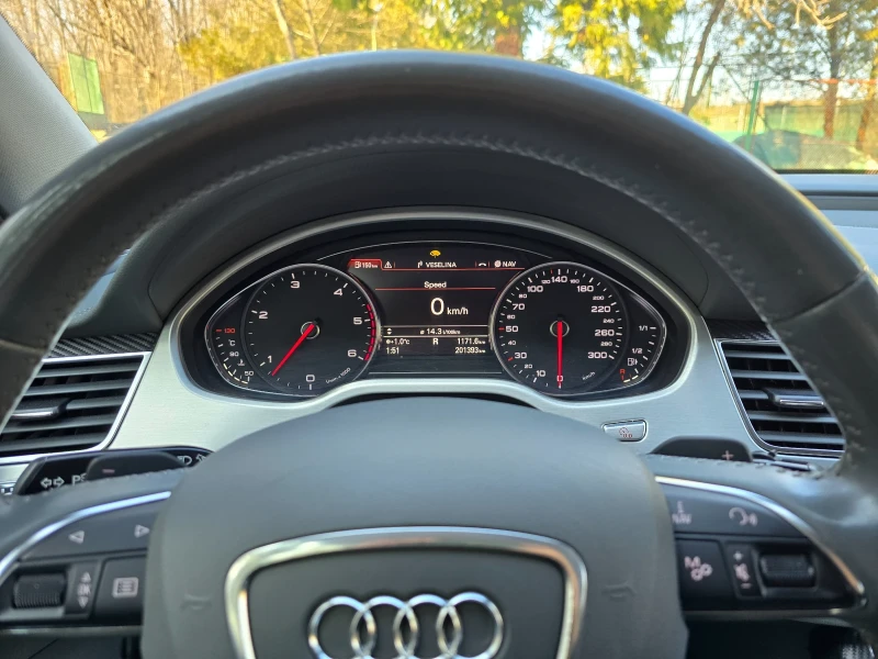 Audi A8 4.2TDI, снимка 15 - Автомобили и джипове - 49061142