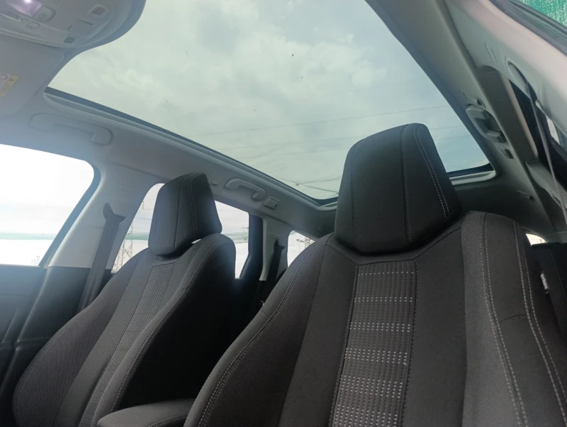 Peugeot 308 SW 1.2 Allure Panorama, снимка 14 - Автомобили и джипове - 51351795