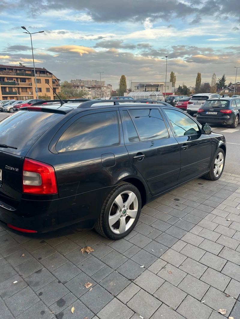 Skoda Octavia 1.6 TDI, снимка 2 - Автомобили и джипове - 52281513