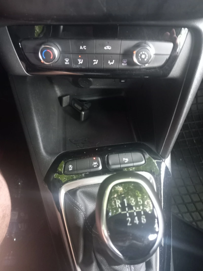 Opel Corsa Edition, снимка 5 - Автомобили и джипове - 52431251