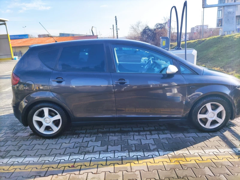 Seat Altea, снимка 7 - Автомобили и джипове - 53263635