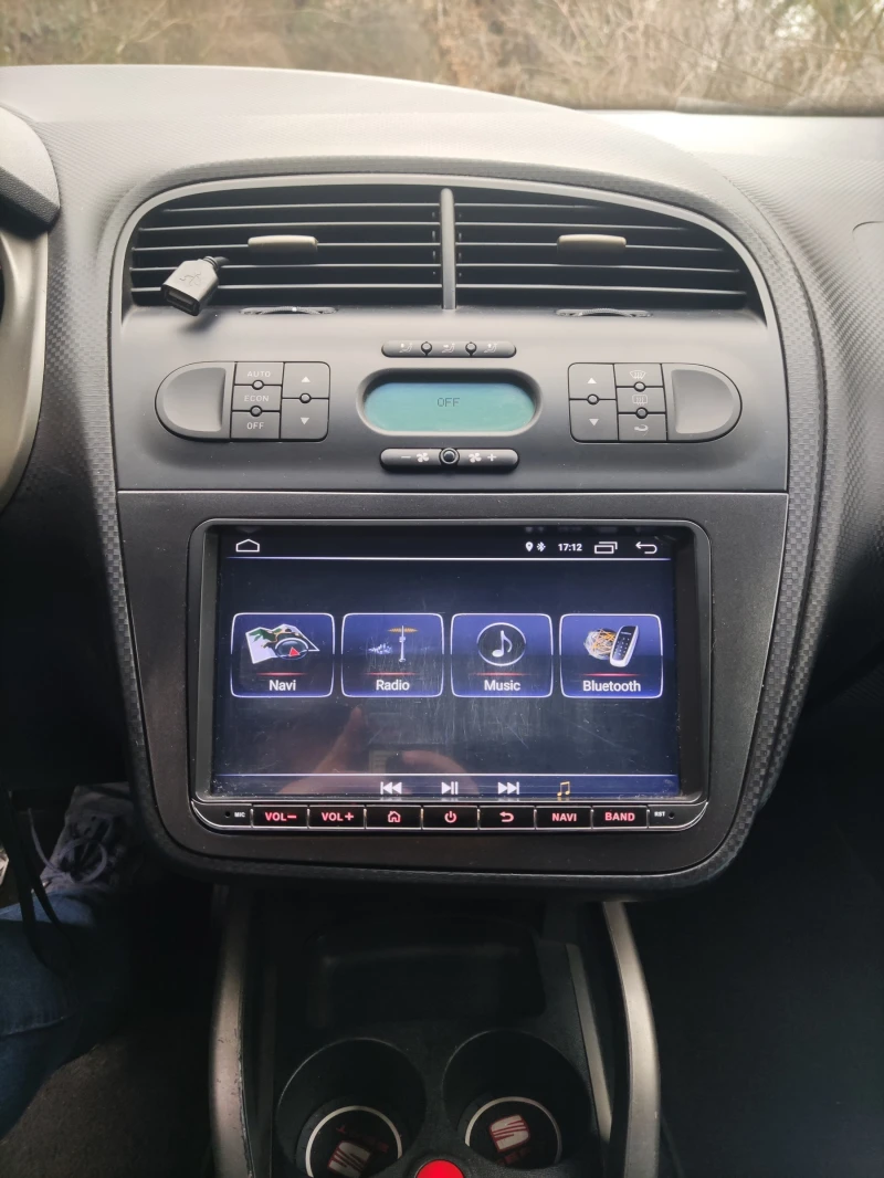 Seat Altea, снимка 10 - Автомобили и джипове - 53263635