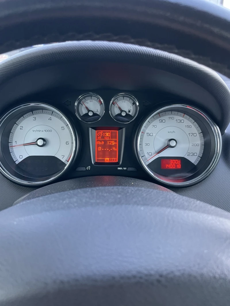 Peugeot 308, снимка 9 - Автомобили и джипове - 53338594