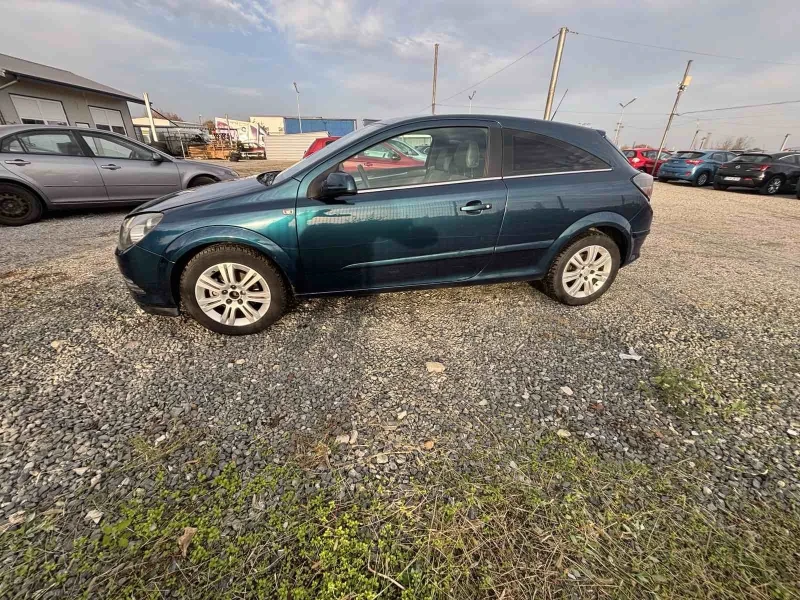 Opel Astra  GTC, снимка 8 - Автомобили и джипове - 53510299