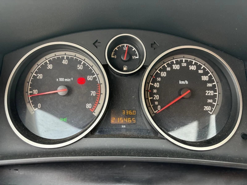 Opel Astra  GTC, снимка 7 - Автомобили и джипове - 53510299