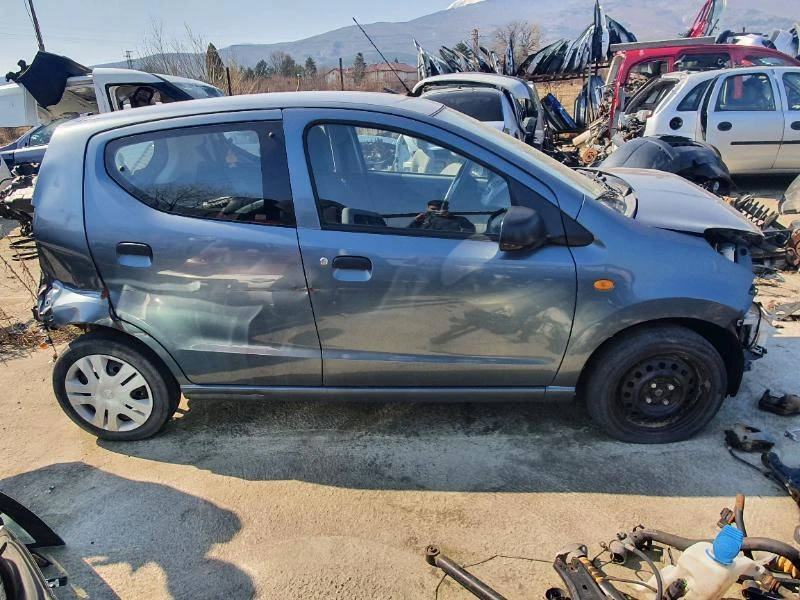 Nissan Pixo, снимка 7 - Автомобили и джипове - 36235819