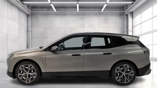 BMW iX xDrive40 = Sport Package = Гаранция, снимка 3 - Автомобили и джипове - 53915583