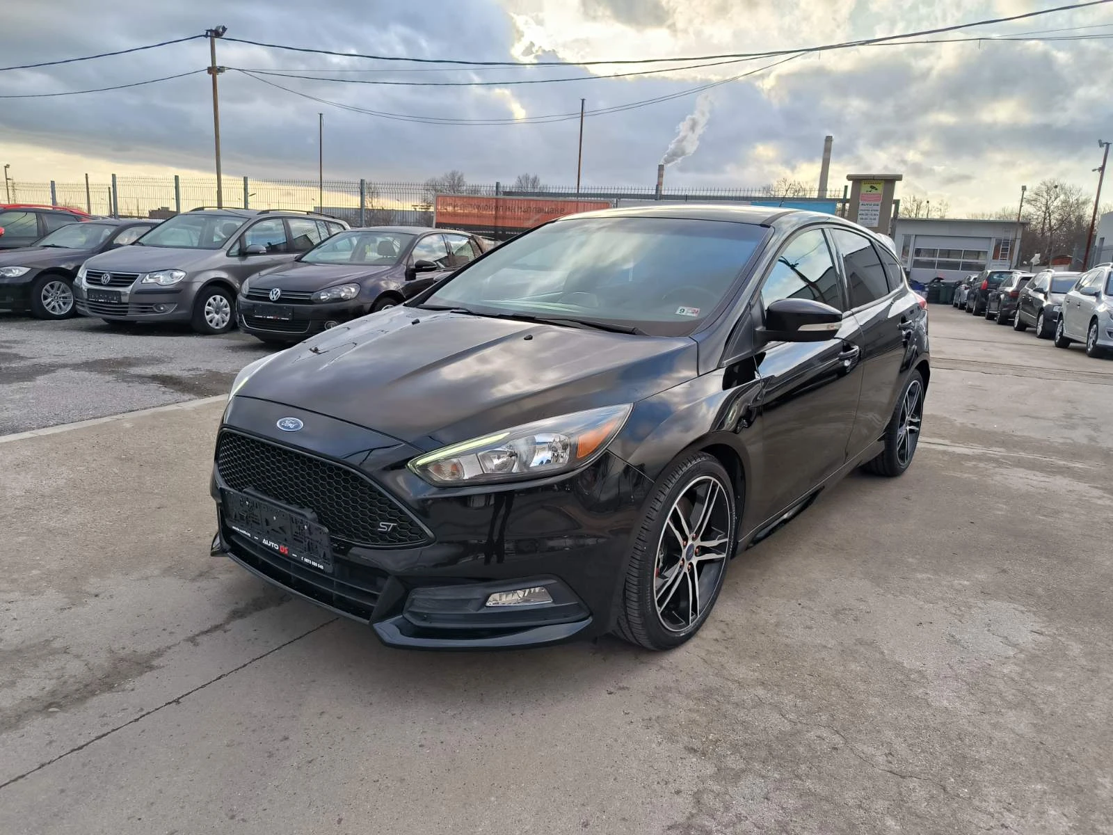 Ford Focus ST-2.0i-Kamera-Euro-6B-Keyless, снимка 1