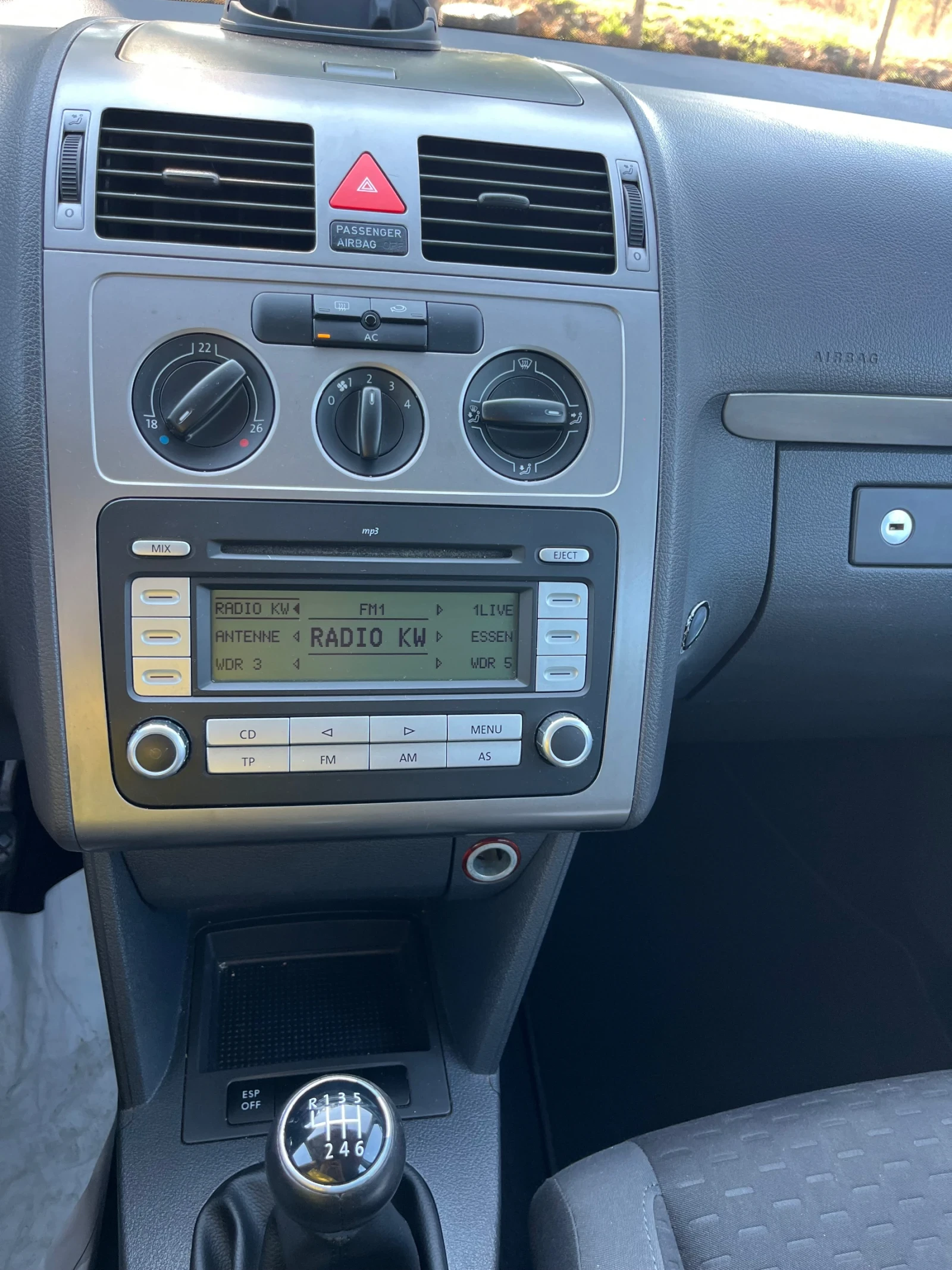VW Touran 2.0TDI BMM - изображение 10