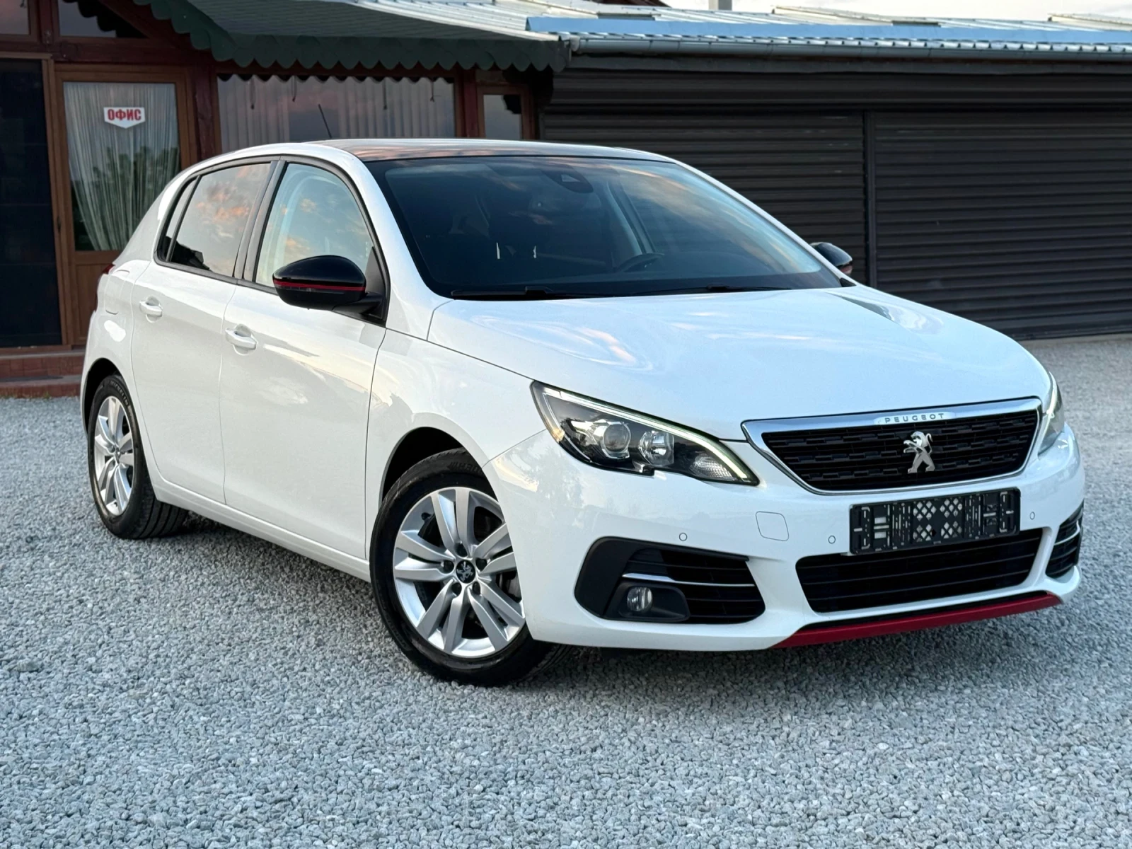 Peugeot 308 1.5HD Камера Нави Панорама - изображение 6
