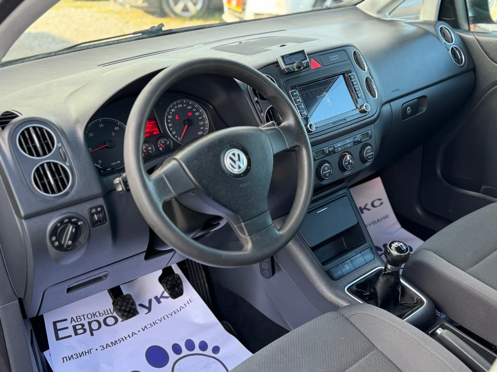 VW Golf Plus 1.9TDI 105кс 6ск НАВИ КЛИМАТРИНИК  - изображение 10