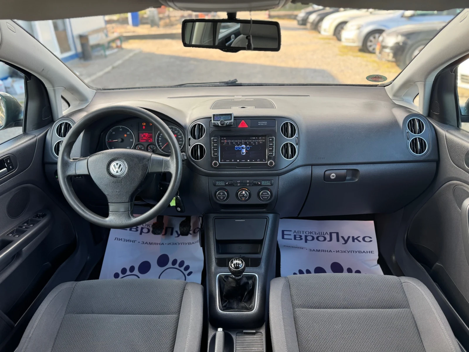 VW Golf Plus 1.9TDI 105кс 6ск НАВИ КЛИМАТРИНИК  - изображение 9