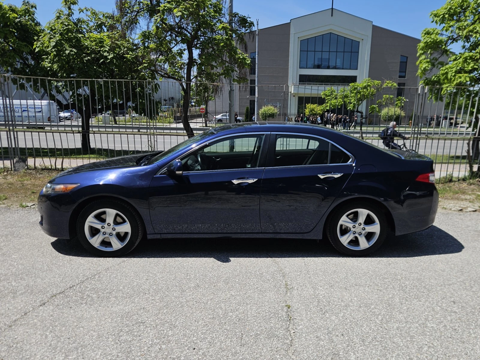 Honda Accord 2.4i-VTEC Distronic * Executive * Advance Safe  - изображение 8