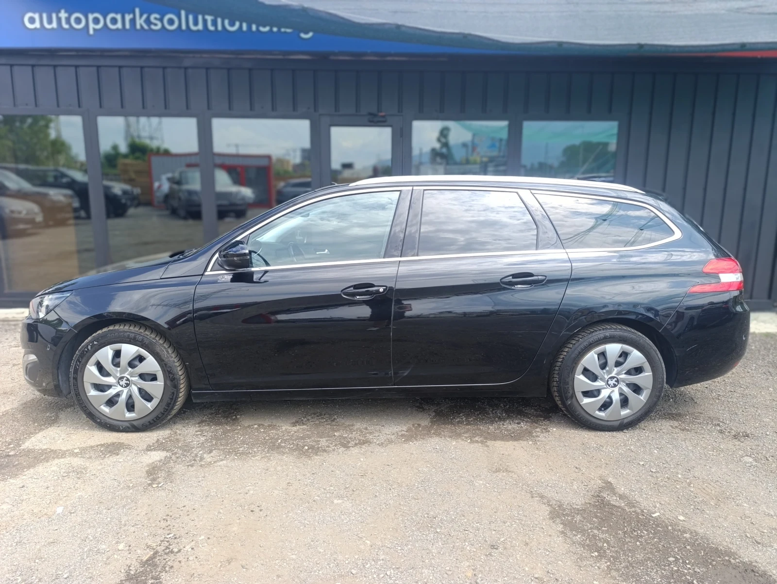 Peugeot 308 SW 1.2 Allure Panorama - изображение 8