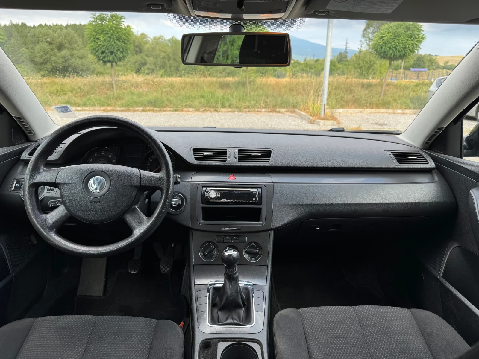 VW Passat 2.0 FSI - изображение 7