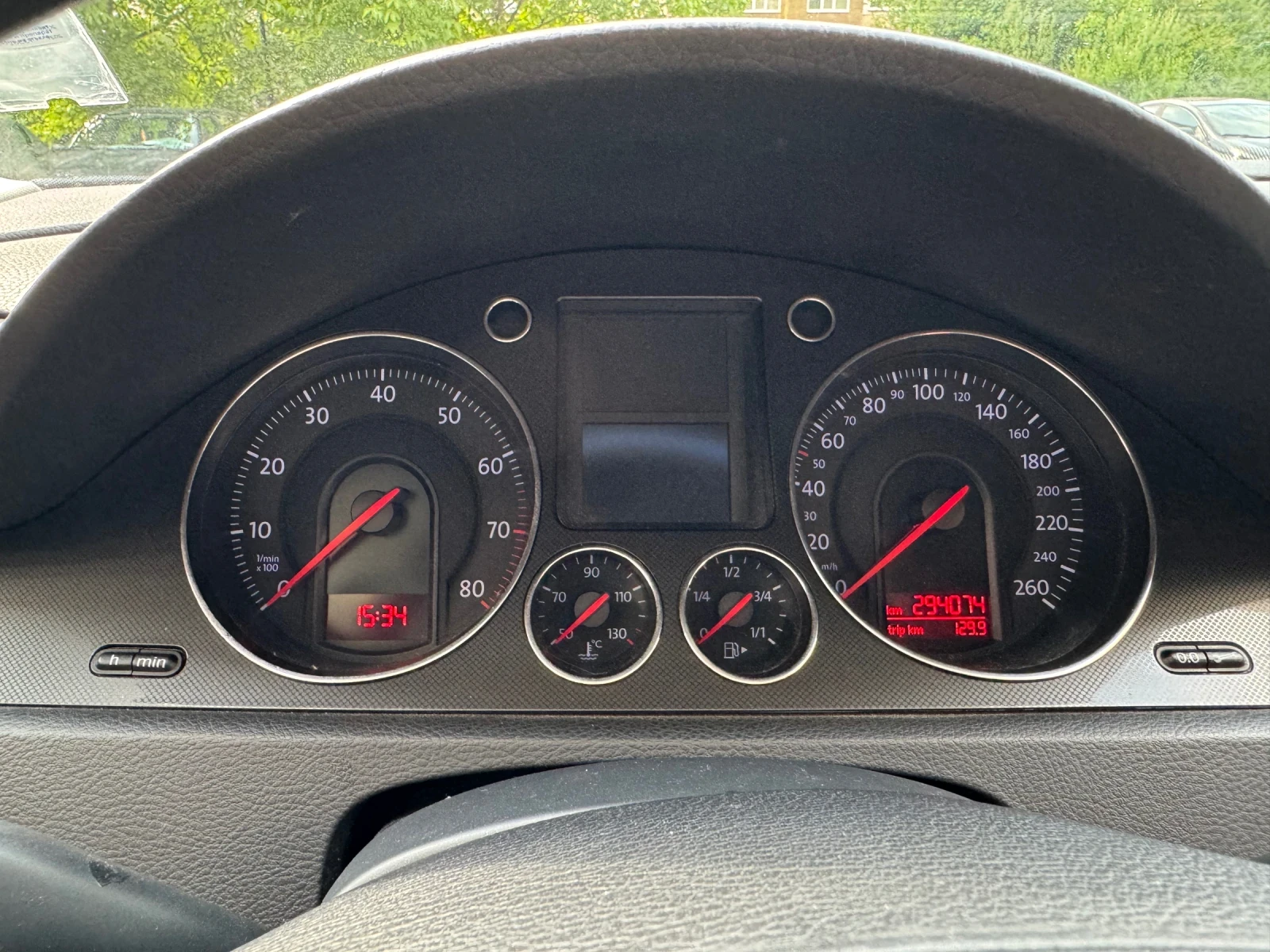 VW Passat 2.0 FSI - изображение 8