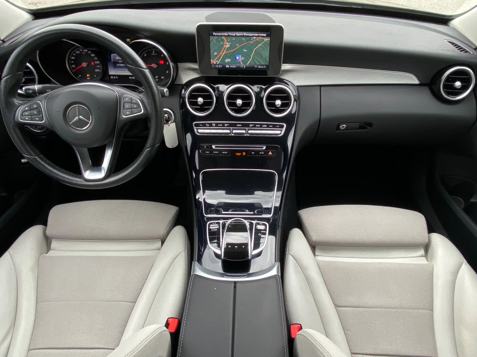 Mercedes-Benz C 220 d 4-MATIC 9G-TRONIC NIGHT PACK !! 100% РЕАЛНИ КМ ! | Mobile.bg — изображение 11