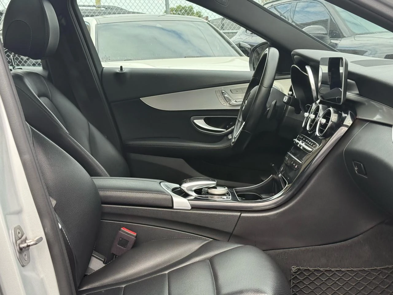 Mercedes-Benz C 300 4Matic / BURMESTER / PANO | Mobile.bg   11