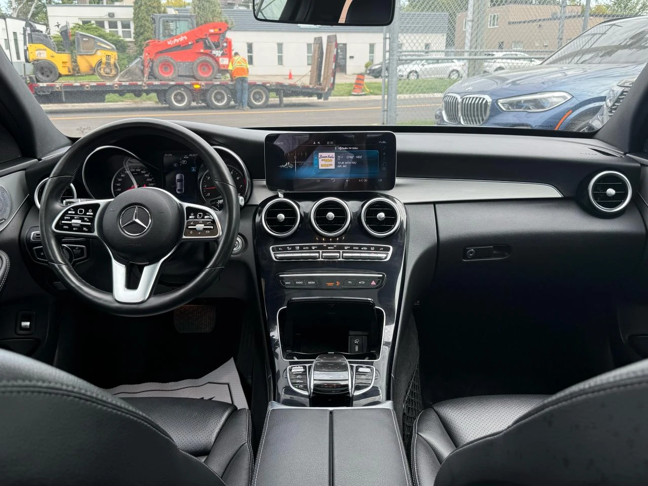 Mercedes-Benz C 300 4Matic / BURMESTER / PANO - изображение 7