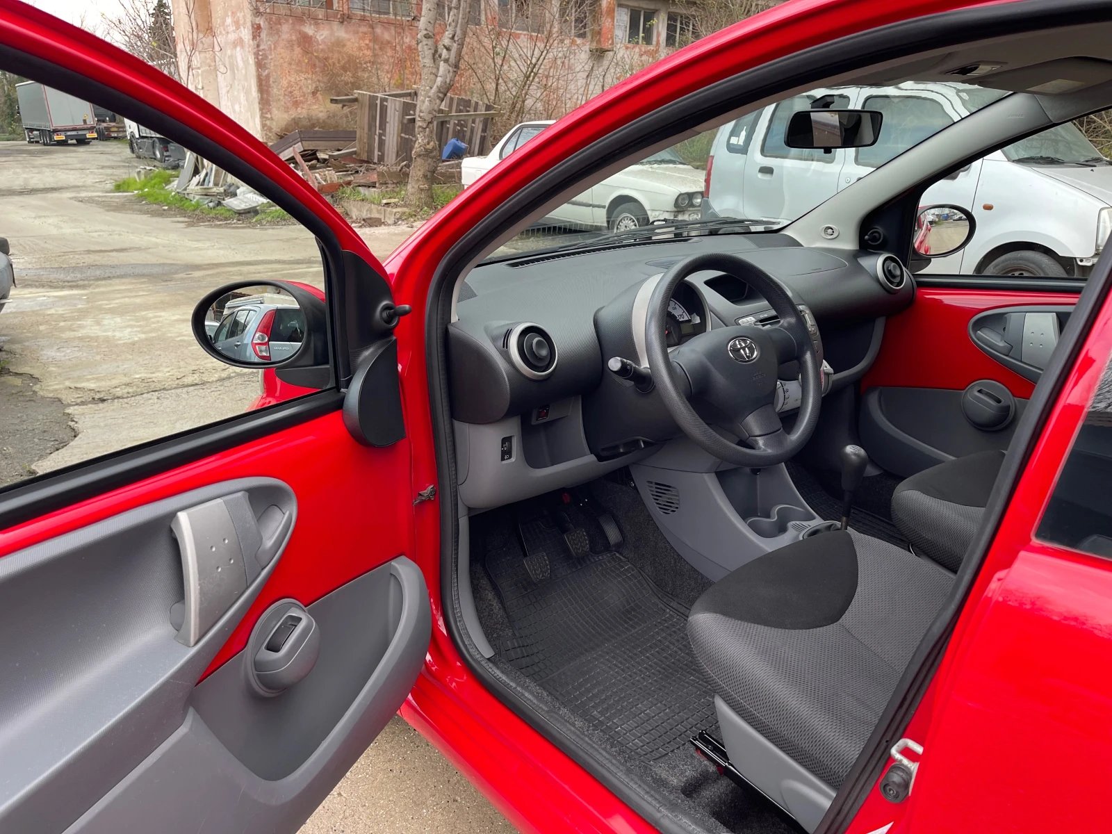 Toyota Aygo 1.0 VVT-I   31226 !!!!!! | Mobile.bg   12