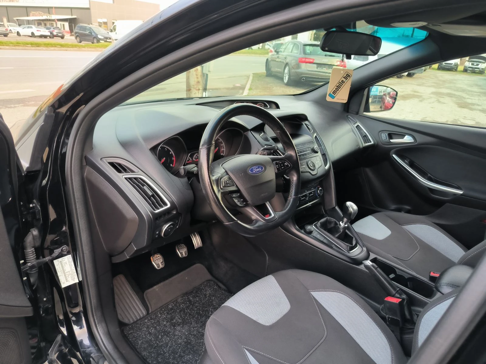 Ford Focus ST-2.0i-Kamera-Euro-6B-Keyless | Mobile.bg � ����������� 13