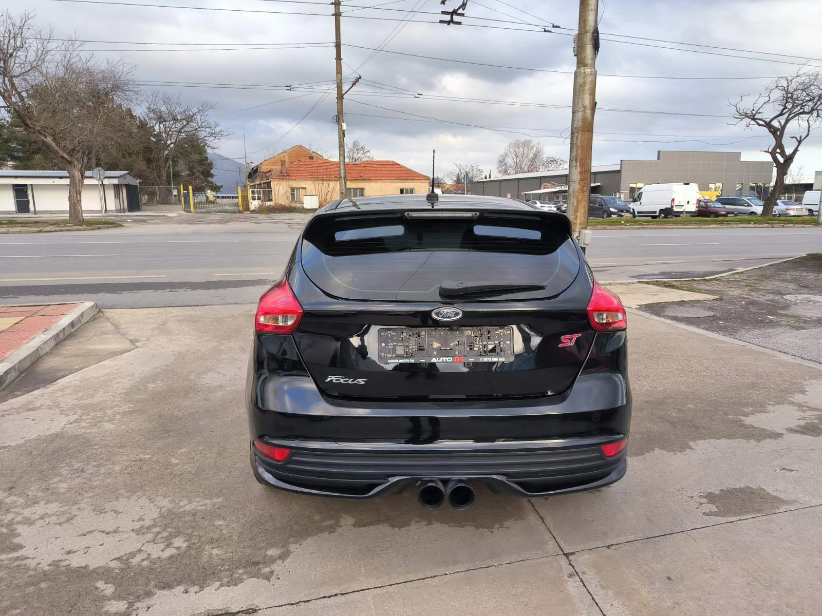 Ford Focus ST-2.0i-Kamera-Euro-6B-Keyless - изображение 6