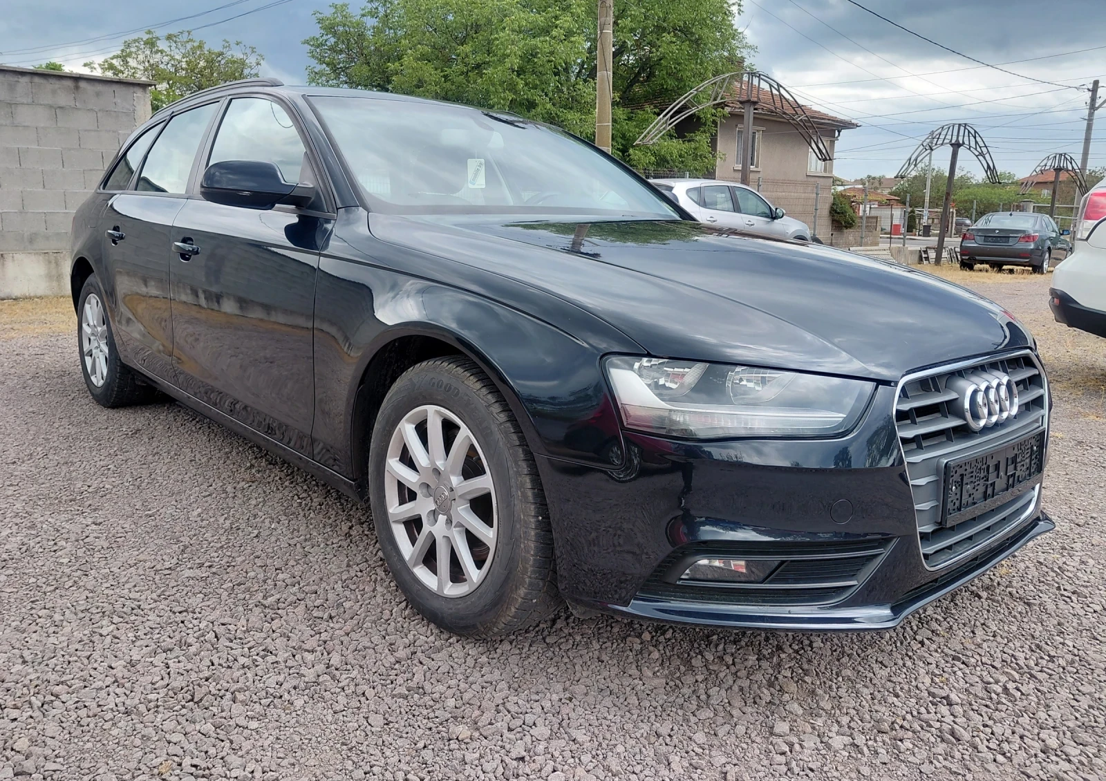 Audi A4 FACELIFT/НОВ ВНОС , снимка 2 - Автомобили и джипове - 53930508