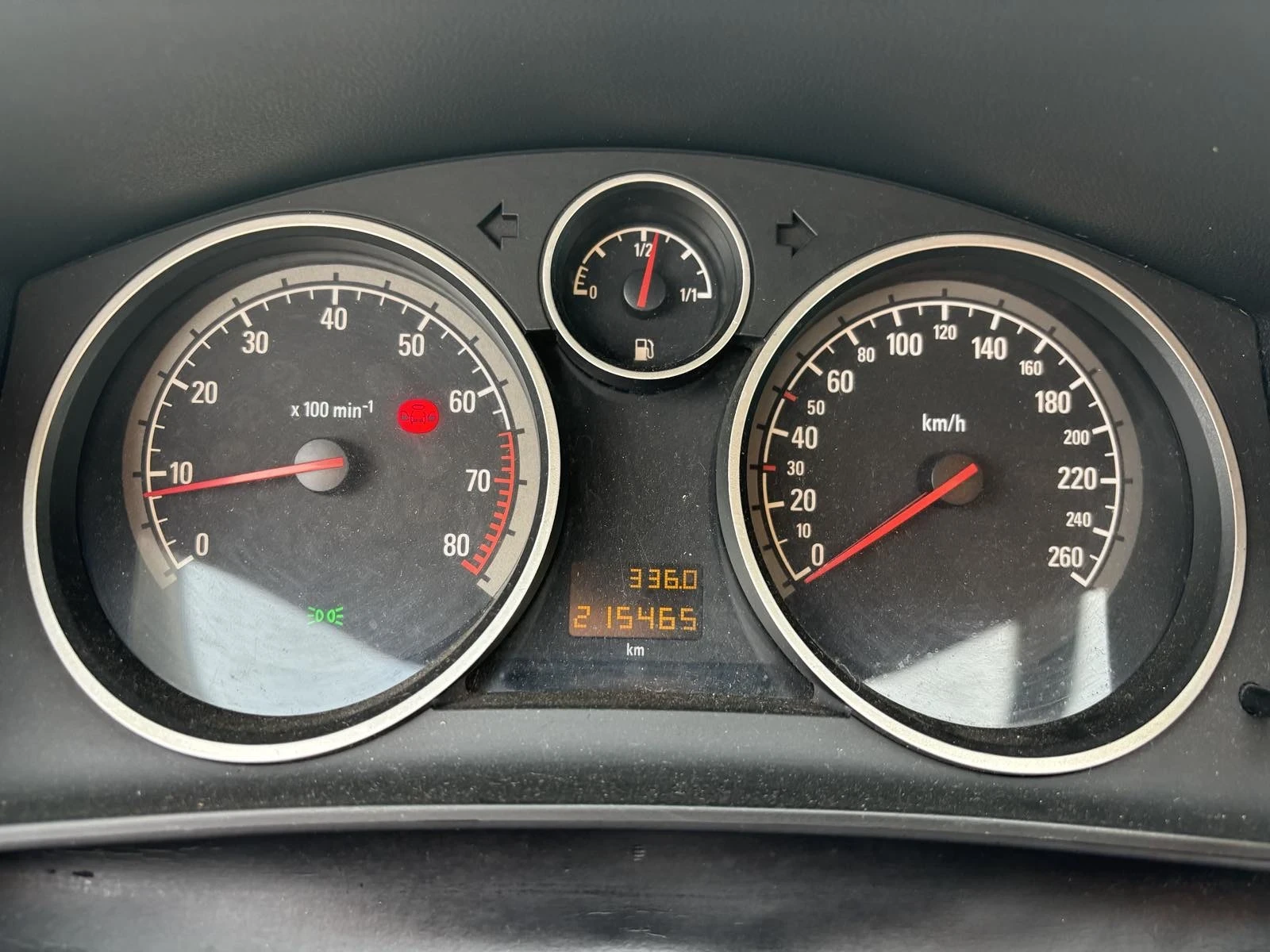 Opel Astra  GTC, снимка 7 - Автомобили и джипове - 53510299