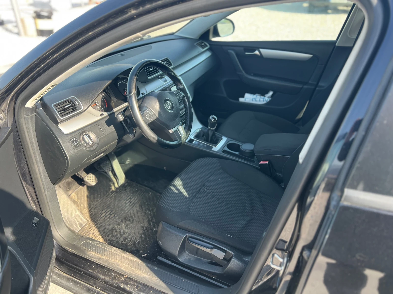 VW Passat 2.0 TDI, снимка 9 - Автомобили и джипове - 53753388