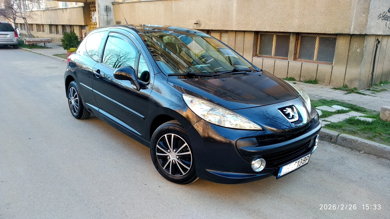 Peugeot 207 1.4, снимка 2 - Автомобили и джипове - 53771969