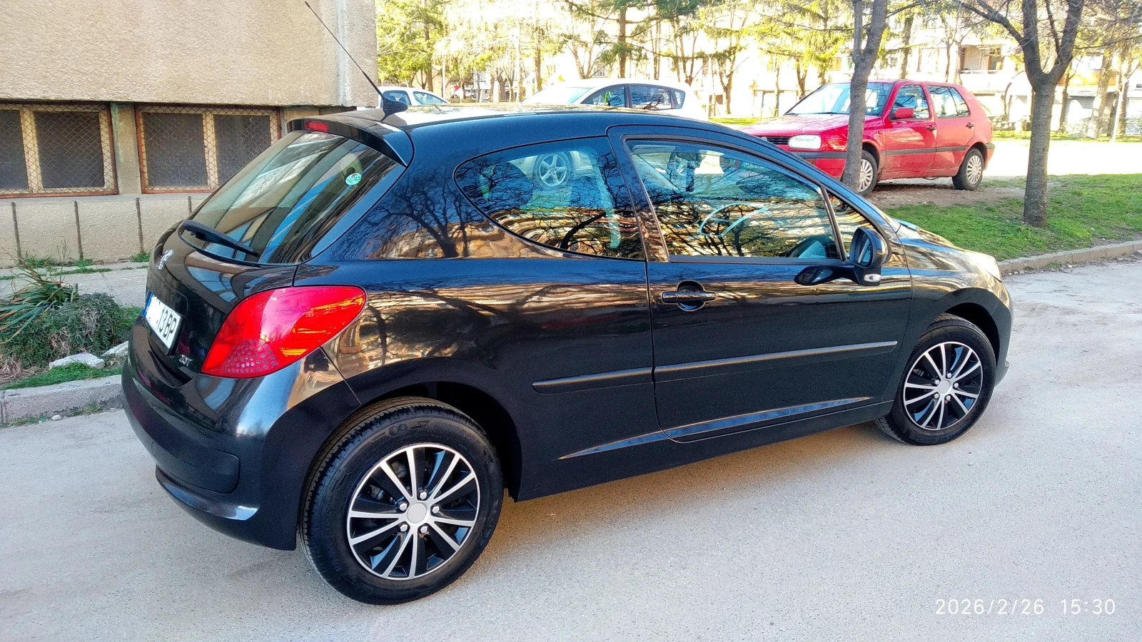 Peugeot 207 1.4, снимка 7 - Автомобили и джипове - 53771969