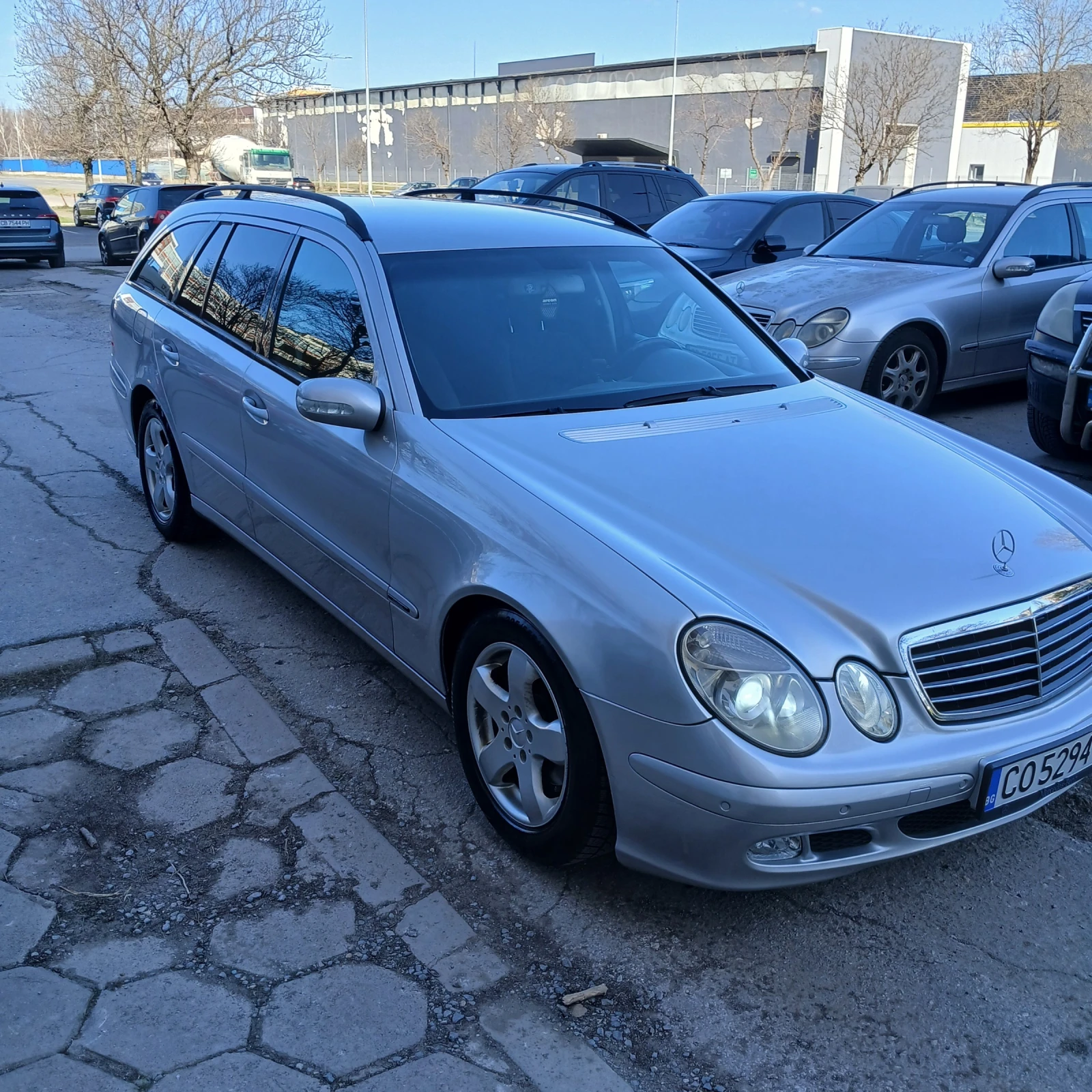 Mercedes-Benz E 220 АВТОМАТИК , снимка 6 - Автомобили и джипове - 53861316