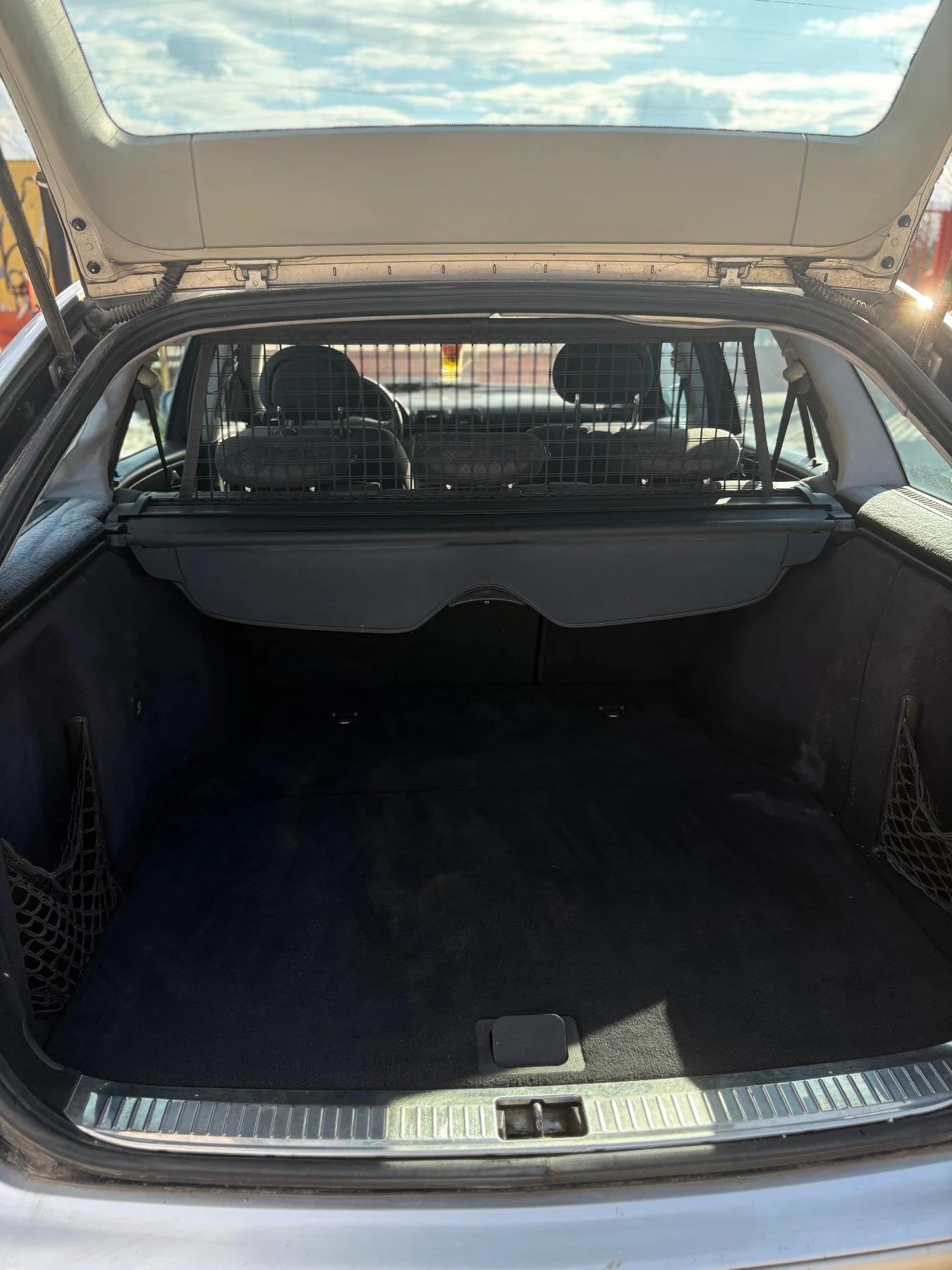 Mercedes-Benz C 220, снимка 9 - Автомобили и джипове - 54099496