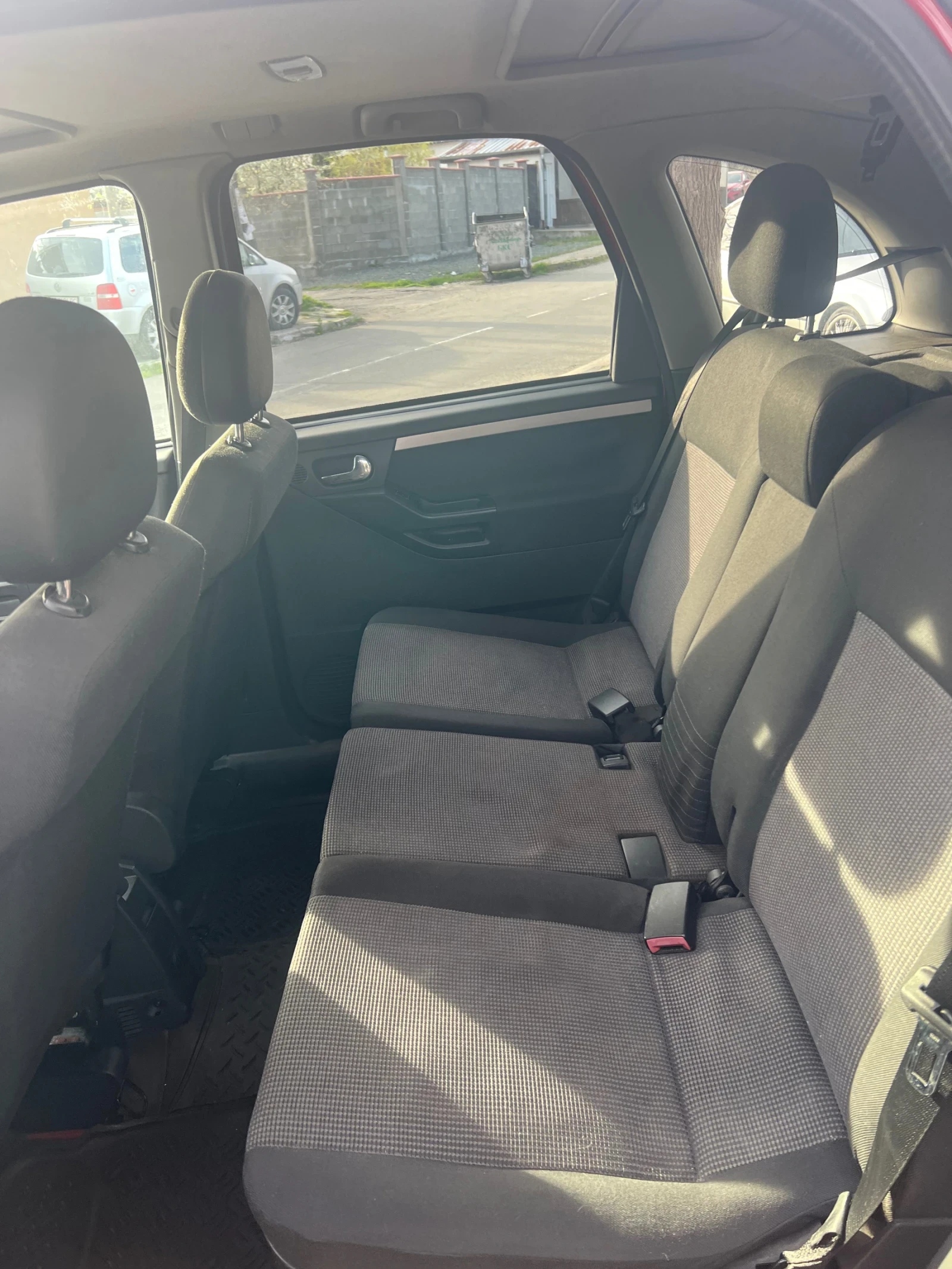 Opel Meriva, снимка 6 - Автомобили и джипове - 54342066