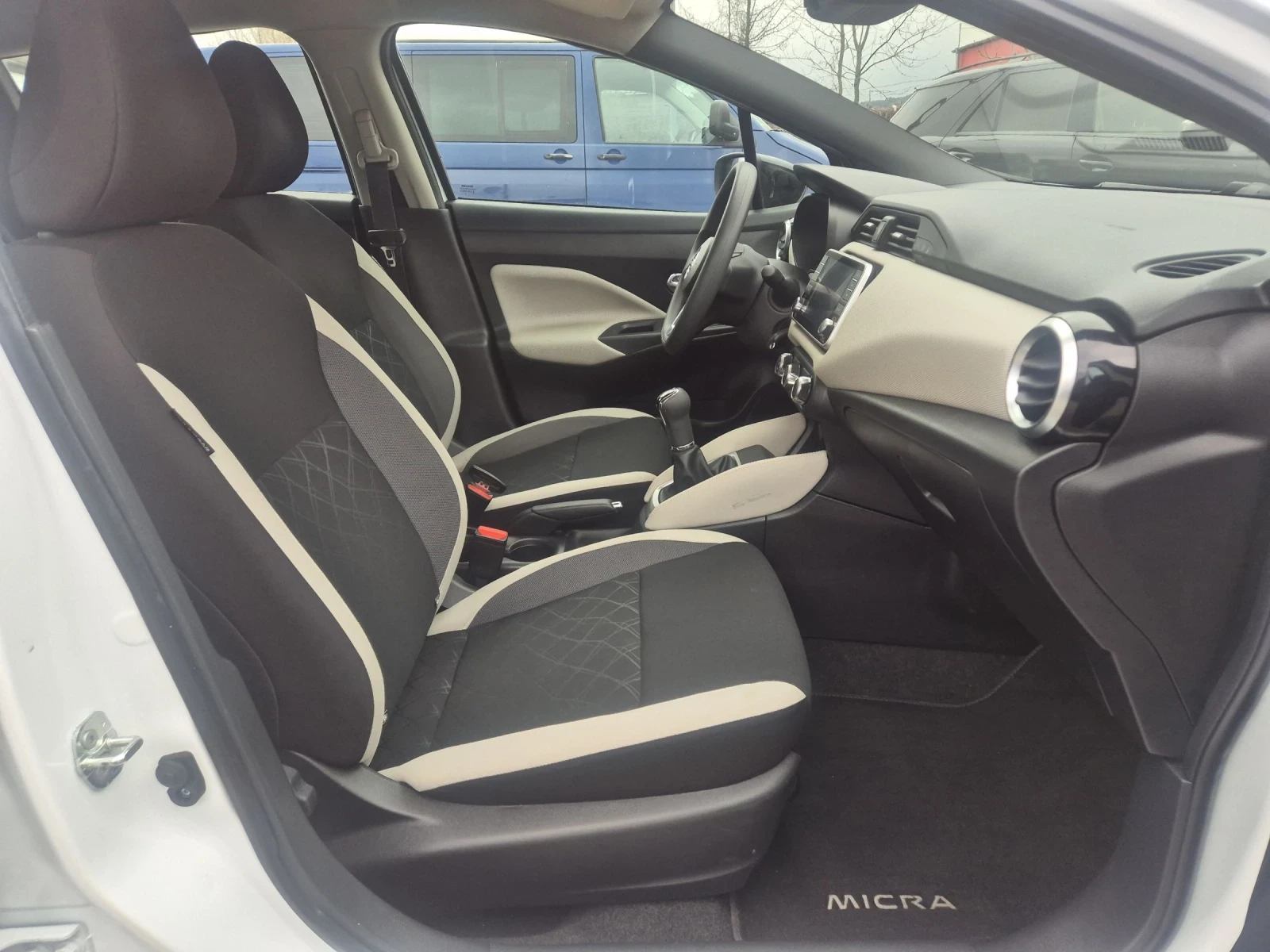 Nissan Micra ШВЕЙЦАРИЯ/ДИСТРОНИК/НАВИГАЦИЯ/КАМЕРА, снимка 12 - Автомобили и джипове - 54474025