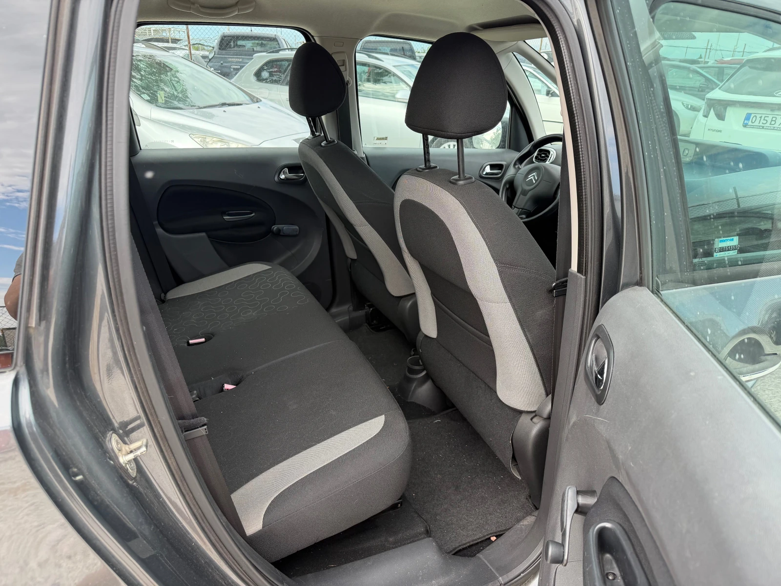 Citroen C3 Picasso 1.6HDI, снимка 12 - Автомобили и джипове - 54625853