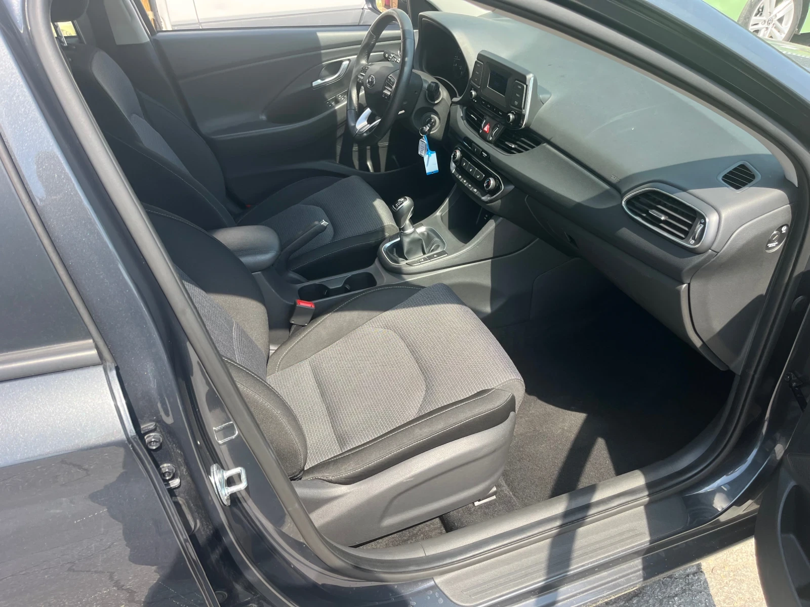 Hyundai I30, снимка 8 - Автомобили и джипове - 54799460