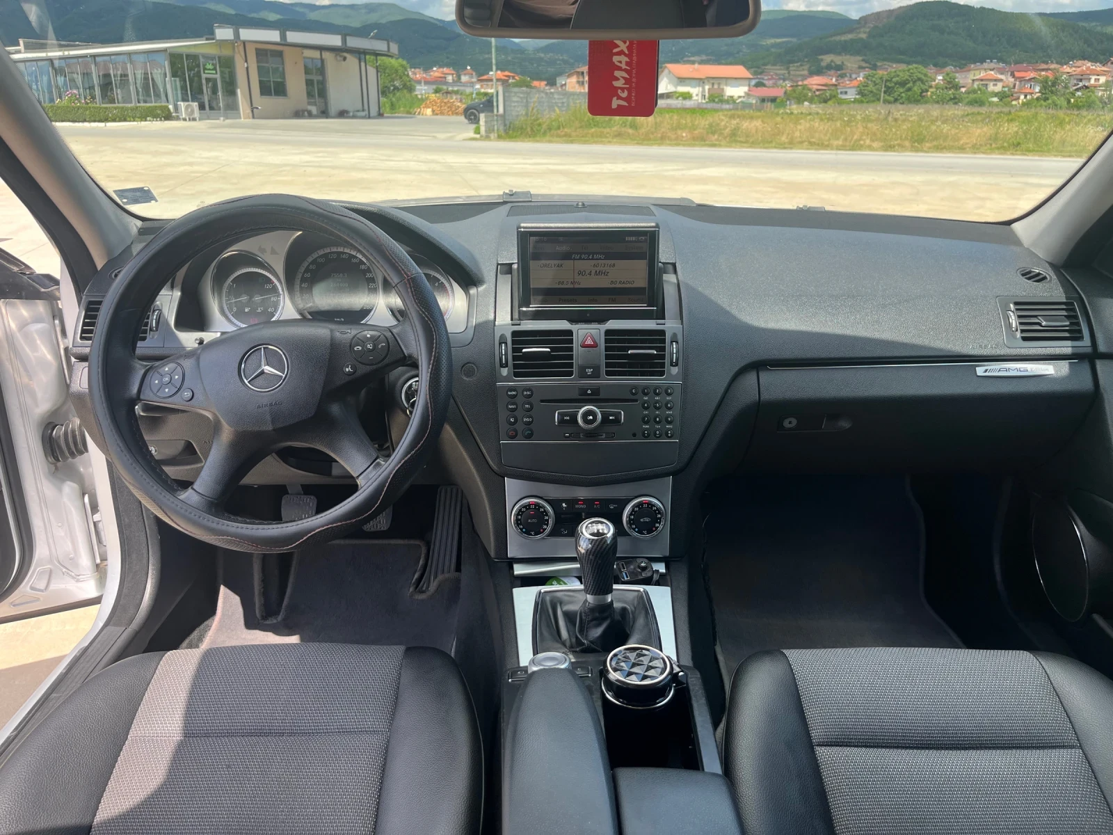 Mercedes-Benz C 220, снимка 8 - Автомобили и джипове - 54979734