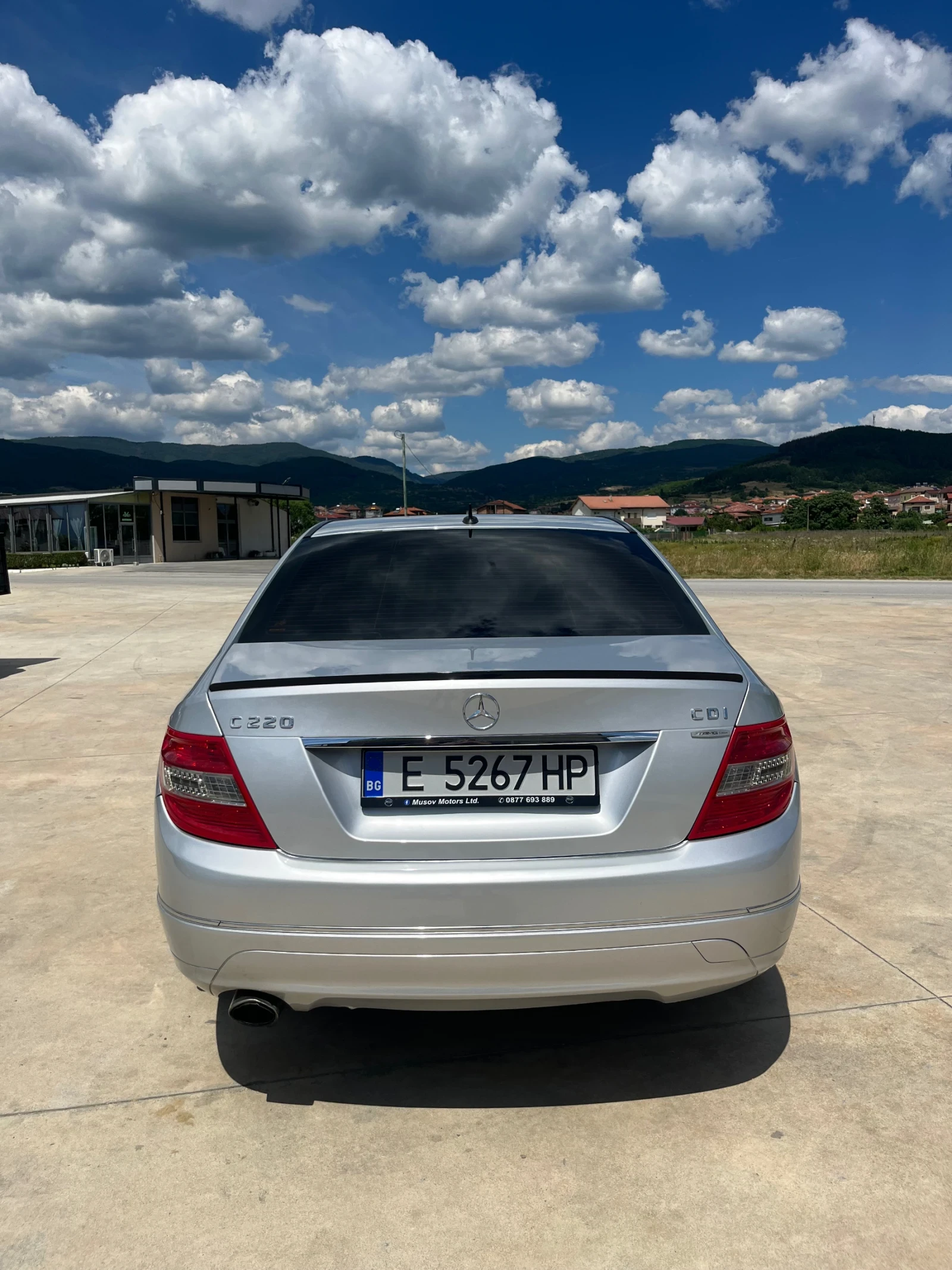 Mercedes-Benz C 220, снимка 4 - Автомобили и джипове - 54979734