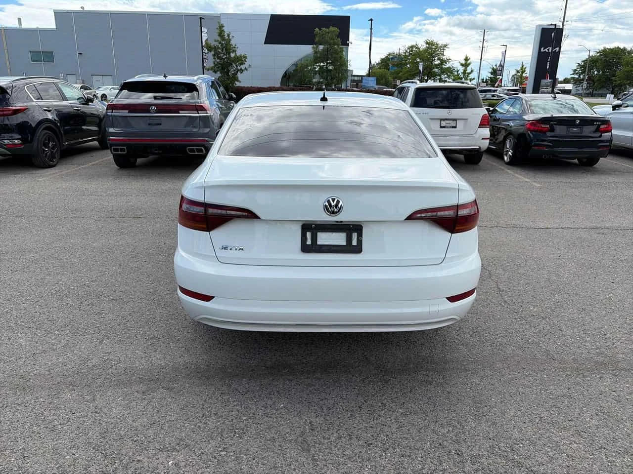 VW Jetta * Comfortline * АВТОКРЕДИТ БЕЗ ПЪРВОНАЧАЛНА ВНОСКА, снимка 4 - Автомобили и джипове - 55079872