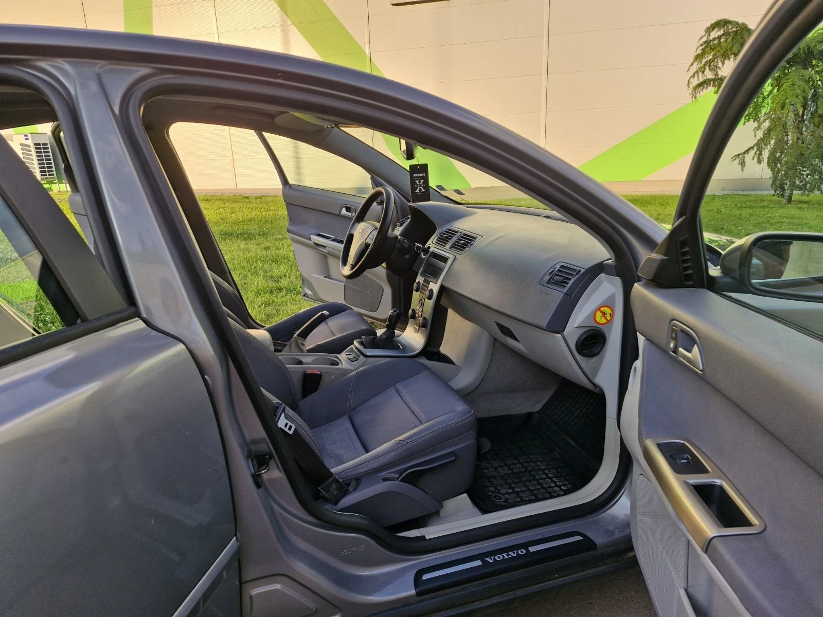 Volvo S40 2.0 D 136 kc EUR0 4, снимка 11 - Автомобили и джипове - 55165978