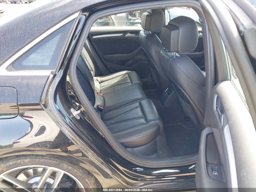 Audi S3 2.0l Premium Plus, снимка 8 - Автомобили и джипове - 55568800