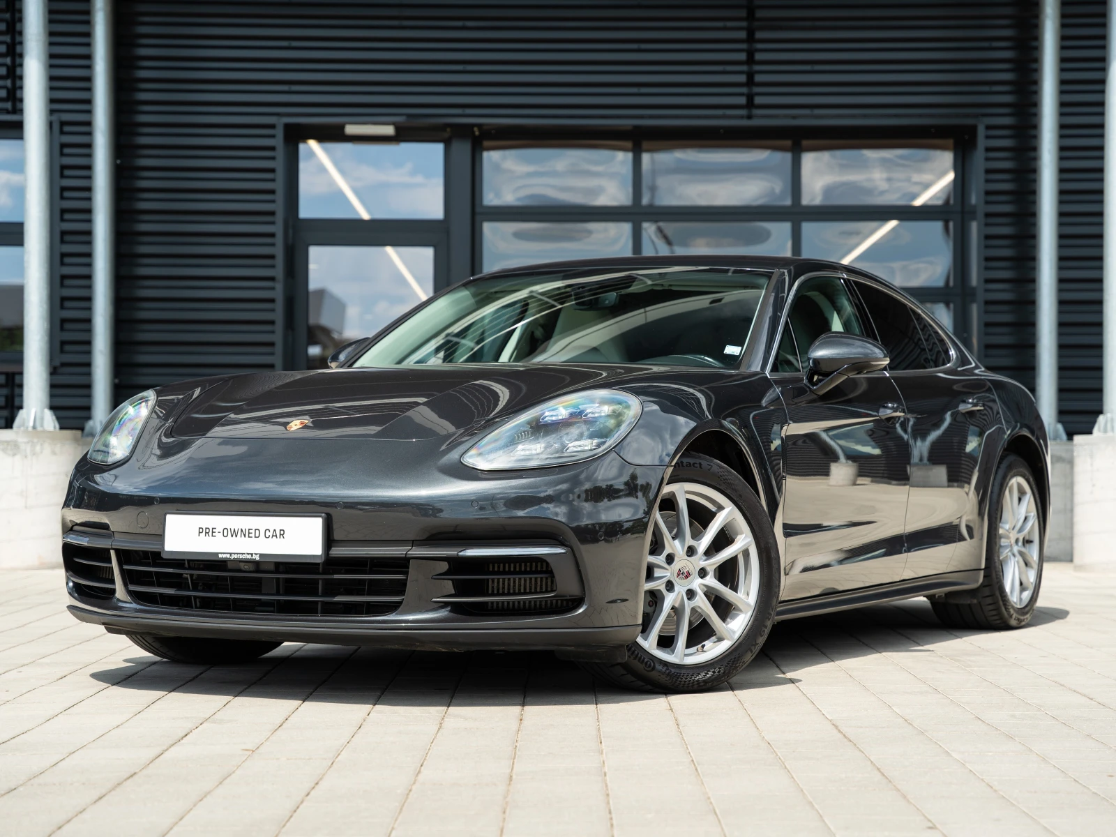 Porsche Panamera 4S