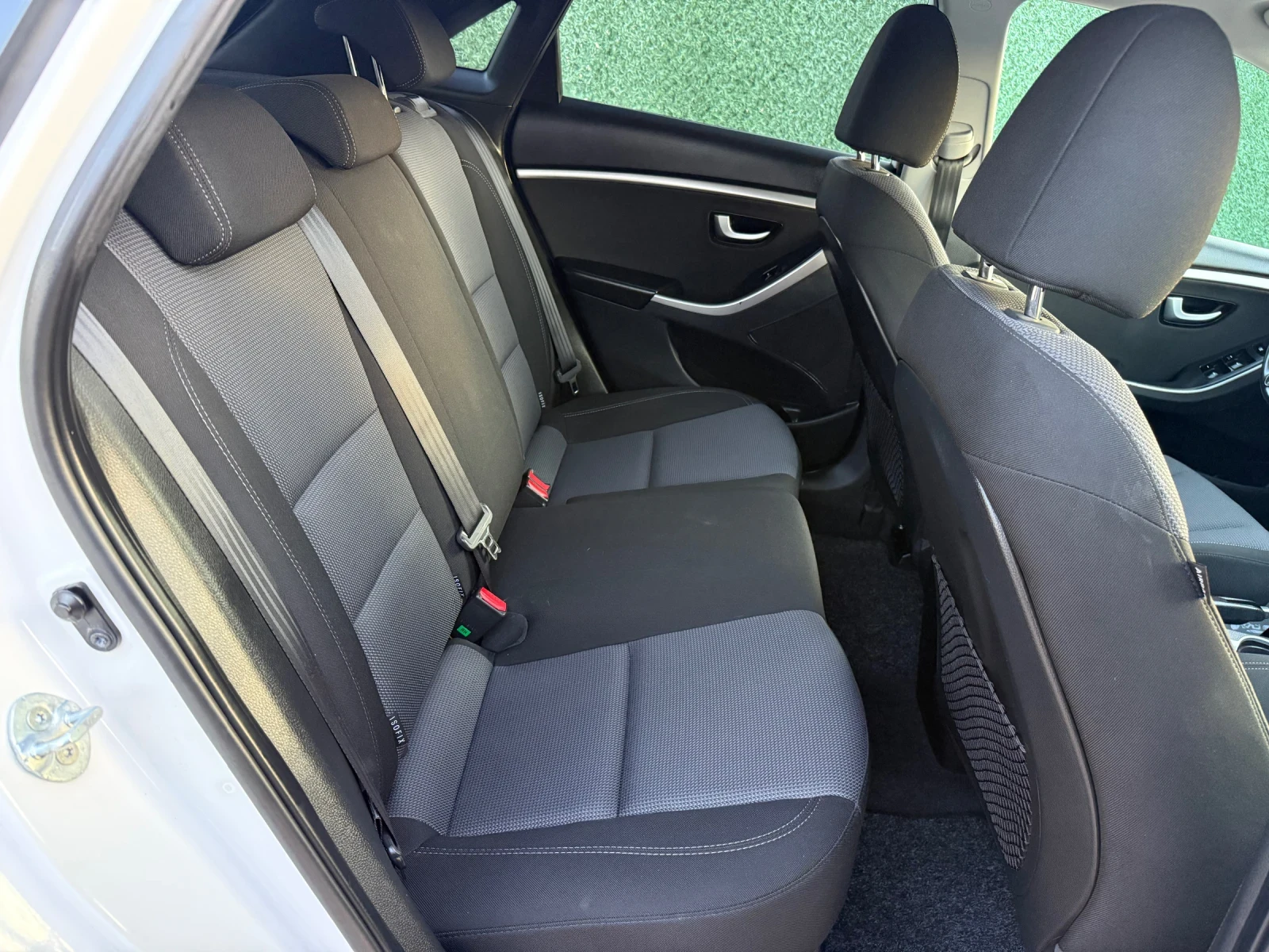 Hyundai I30 1.4CRDI-90К.С EURO5* ORIGINAL KM* NEW* NEW* NEW, снимка 13 - Автомобили и джипове - 55948445