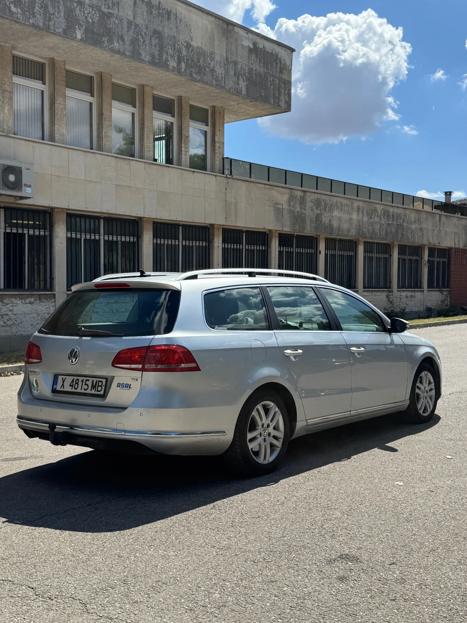 VW Passat, снимка 6 - Автомобили и джипове - 55976944