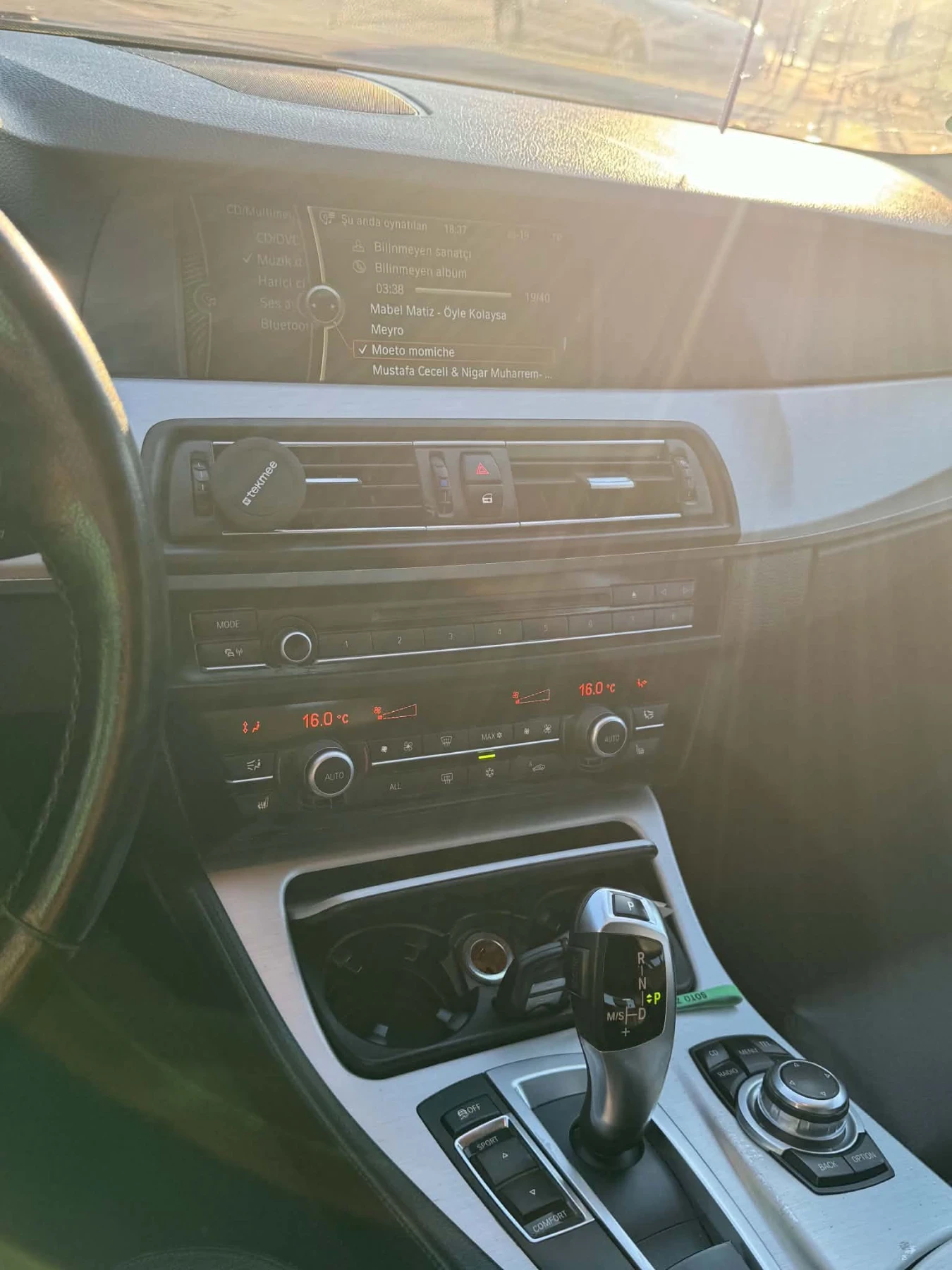 BMW 520, снимка 7 - Автомобили и джипове - 56081192