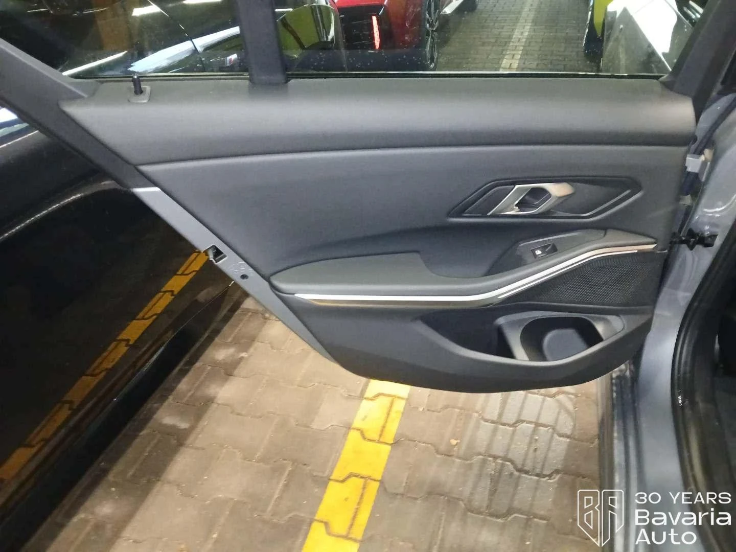 BMW 318 d Steptronic, снимка 7 - Автомобили и джипове - 56540530