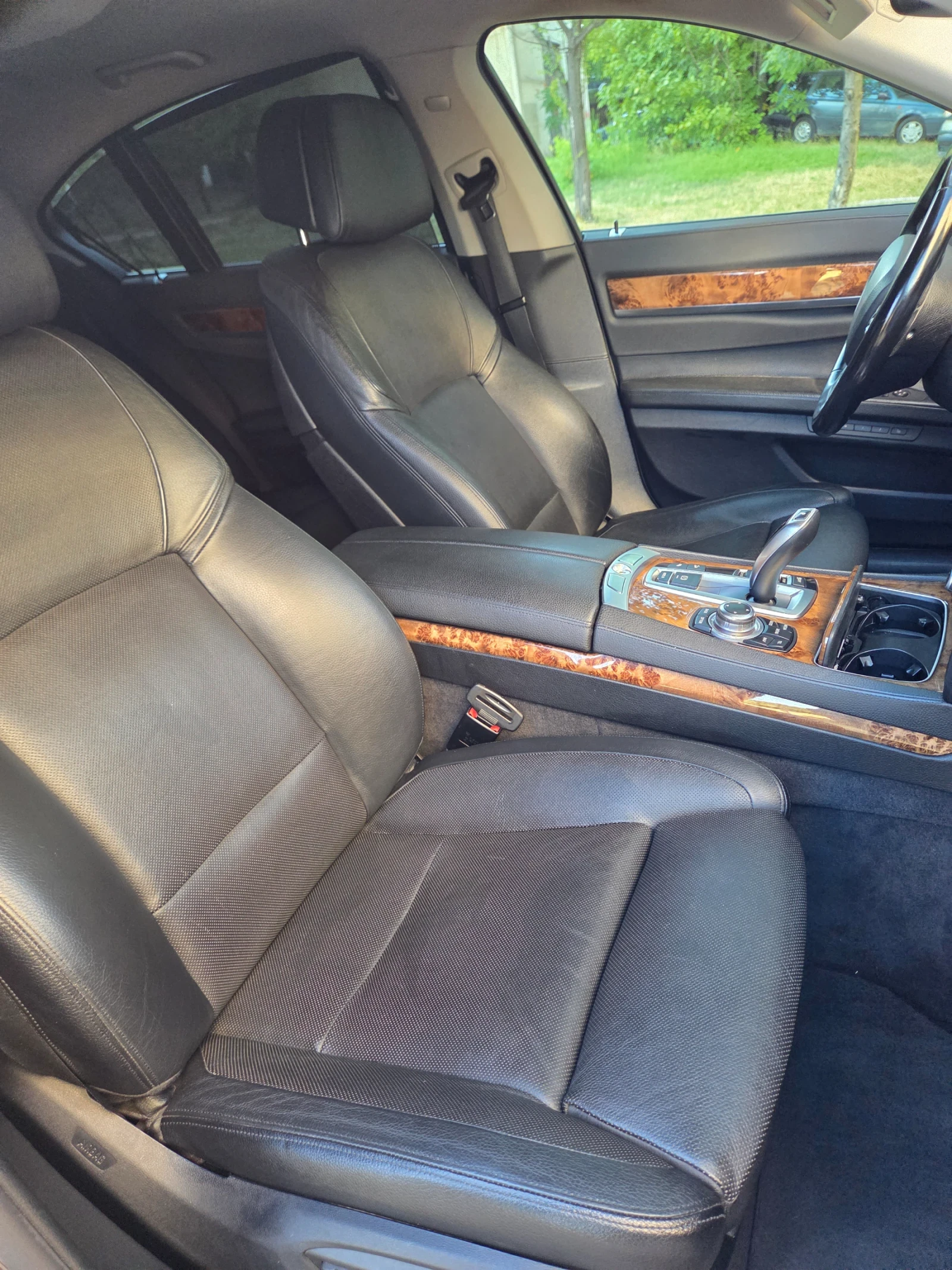 BMW 740 Facelift 313 к.с xdrive 8zf, снимка 7 - Автомобили и джипове - 56746710